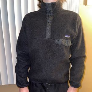 Black Patagonia Women's Lightweight Synchilla® Snap-T® Fleece Pullover